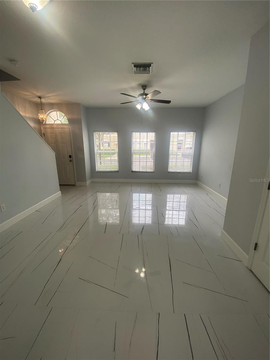 Image 4 of 16 For 10103 Belleville Place