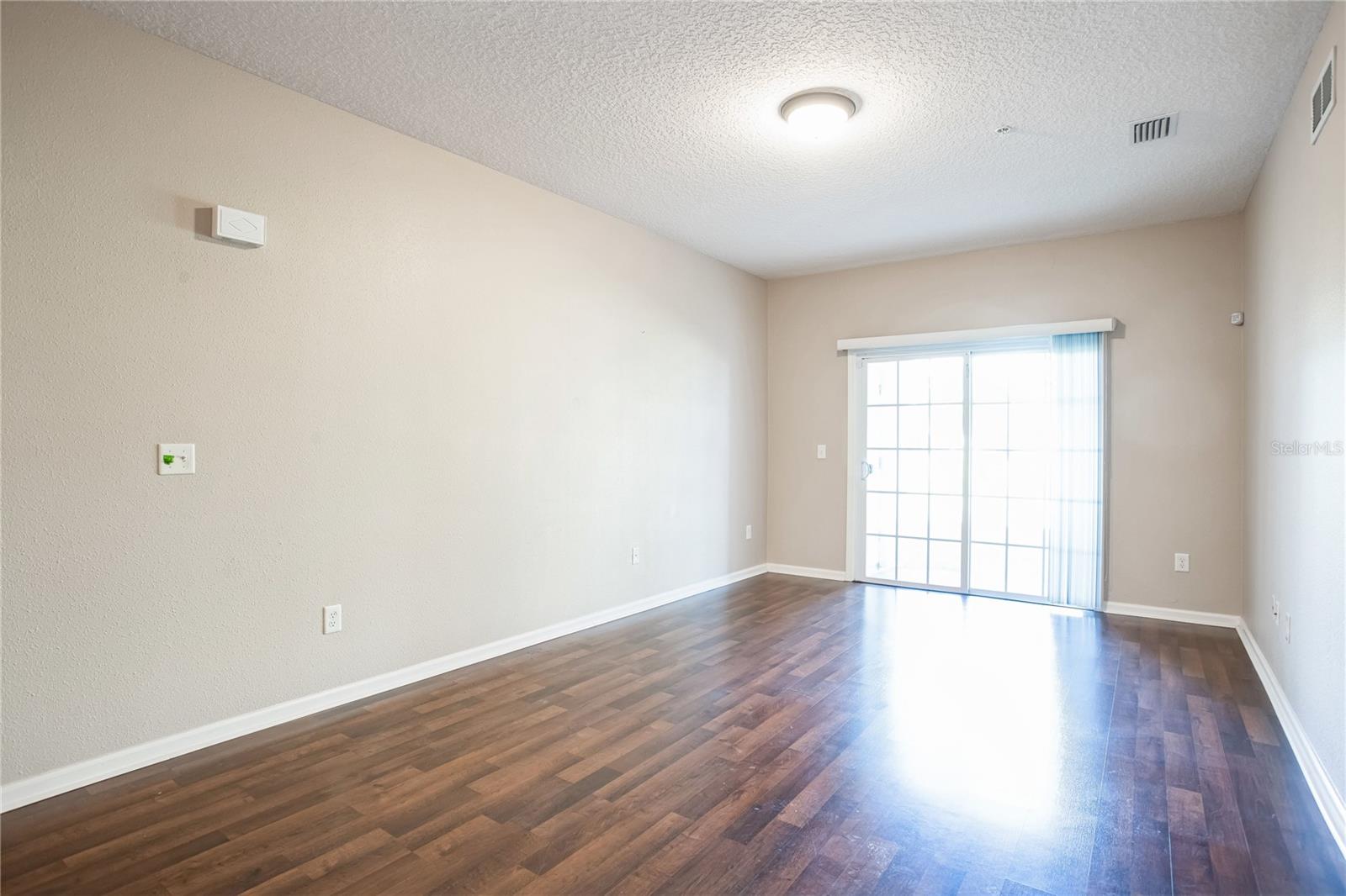 Image 13 of 30 For 4991 Key Lime Dr  104