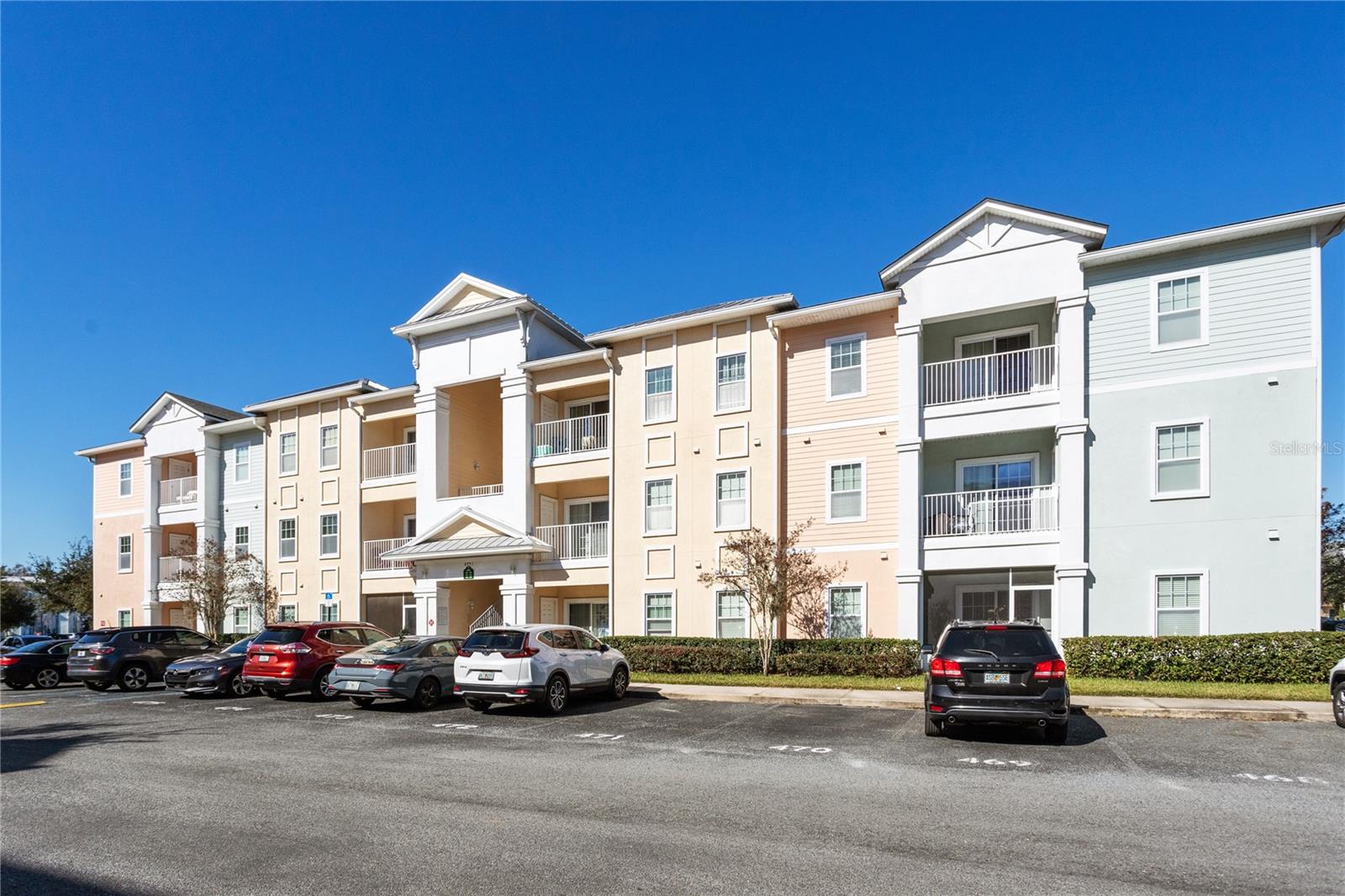 Image 2 of 30 For 4991 Key Lime Dr  104