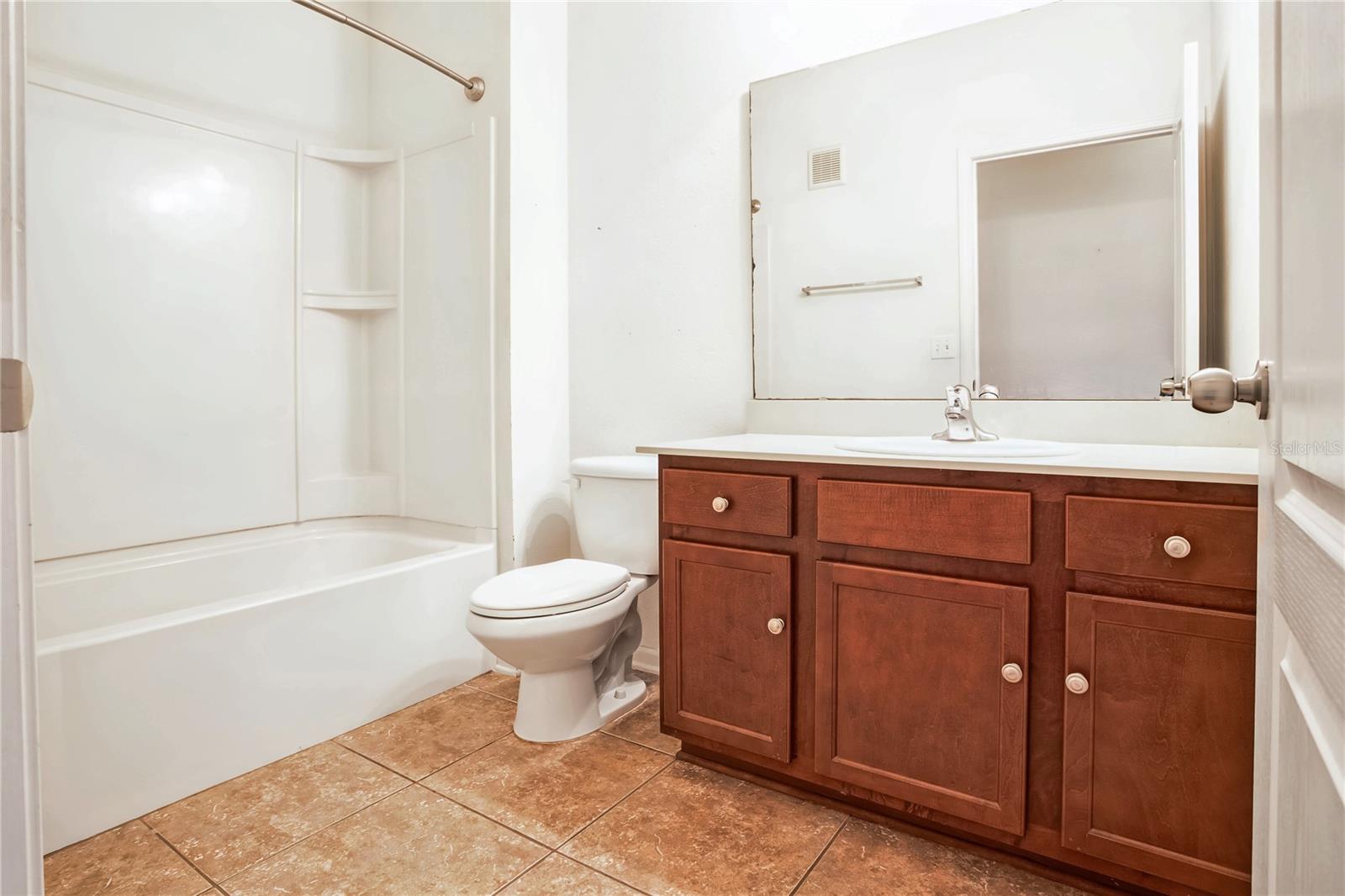 Image 24 of 30 For 4991 Key Lime Dr  104