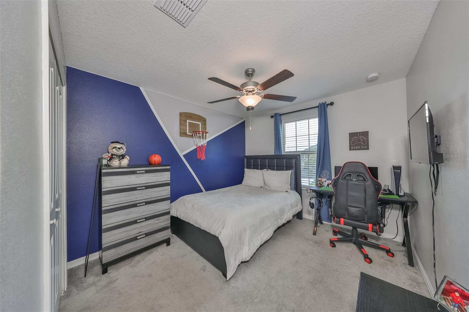 Listing photo id 28 for 10202 White Linen Avenue