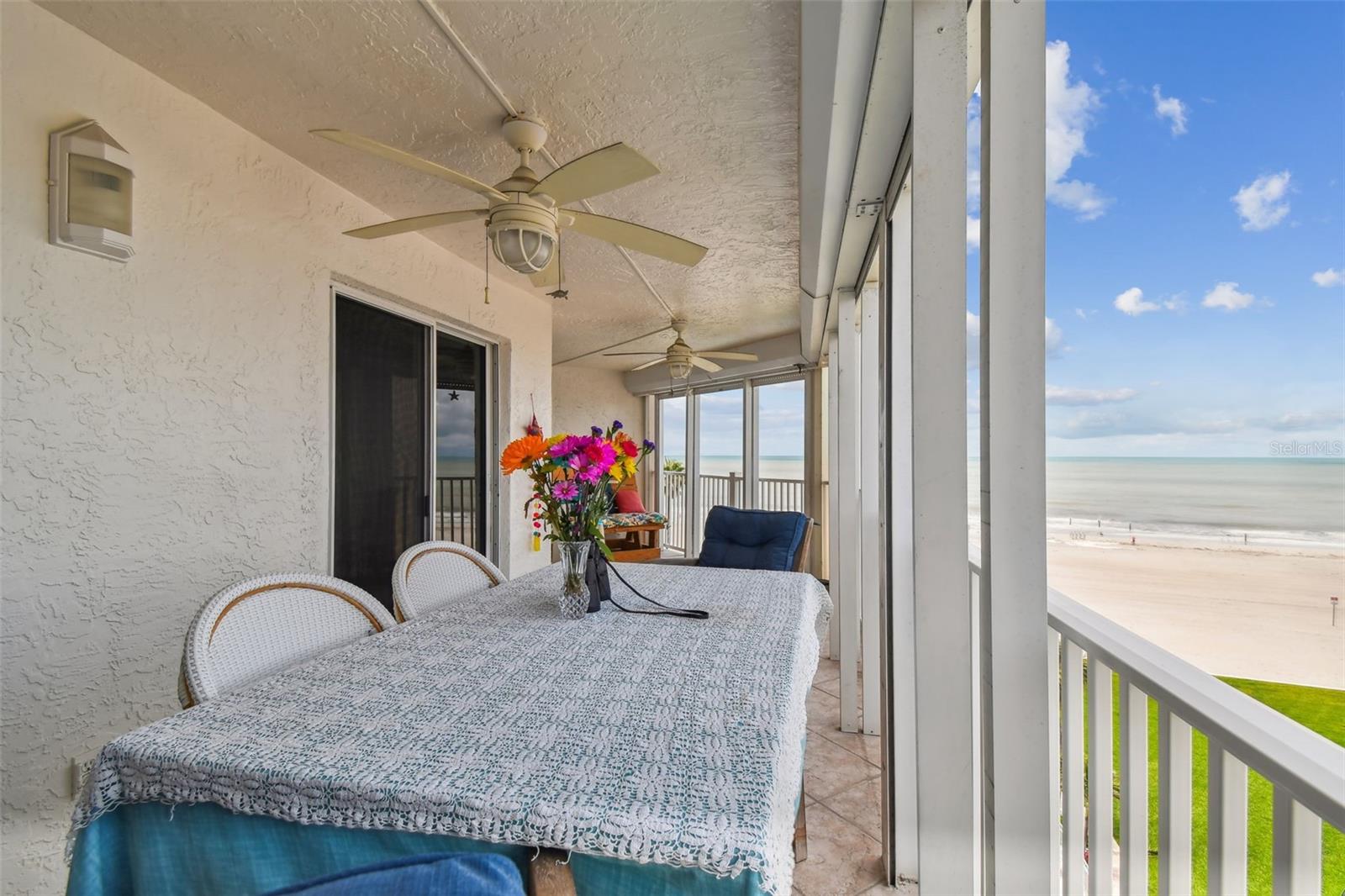 Image 20 of 36 For 17980 Gulf Boulevard 505