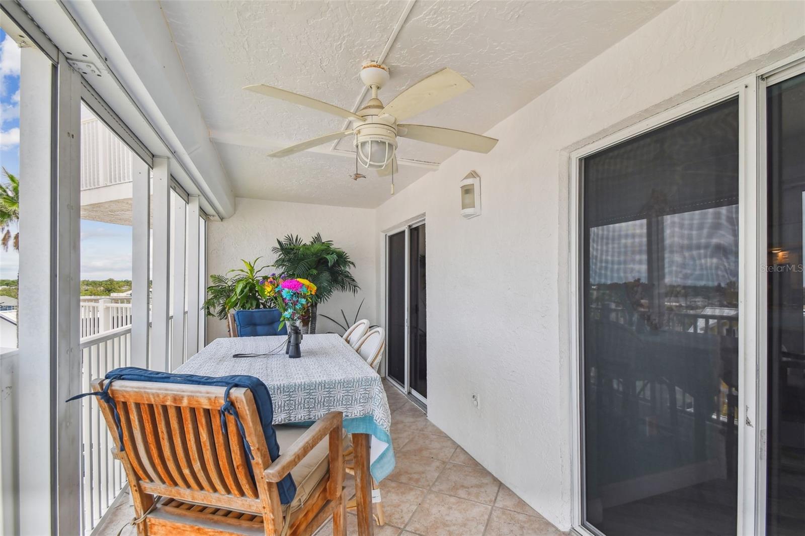 Image 21 of 36 For 17980 Gulf Boulevard 505