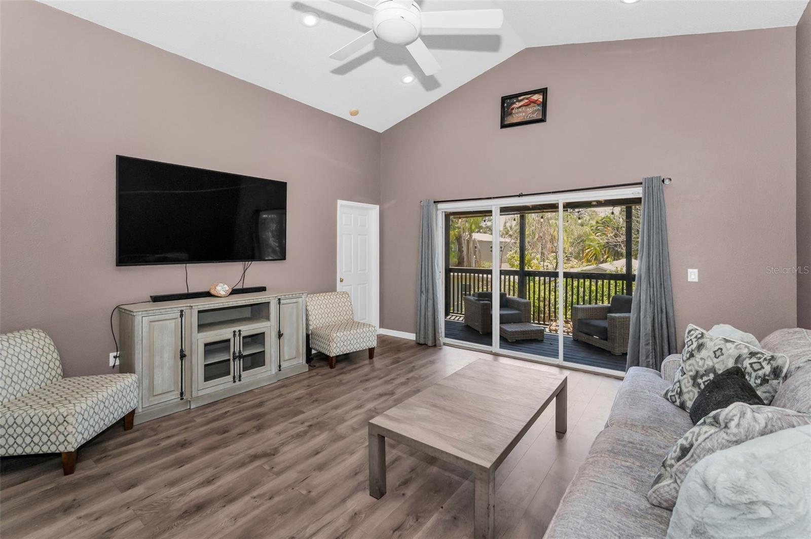 Image 11 of 48 For 6521 Oelsner Street