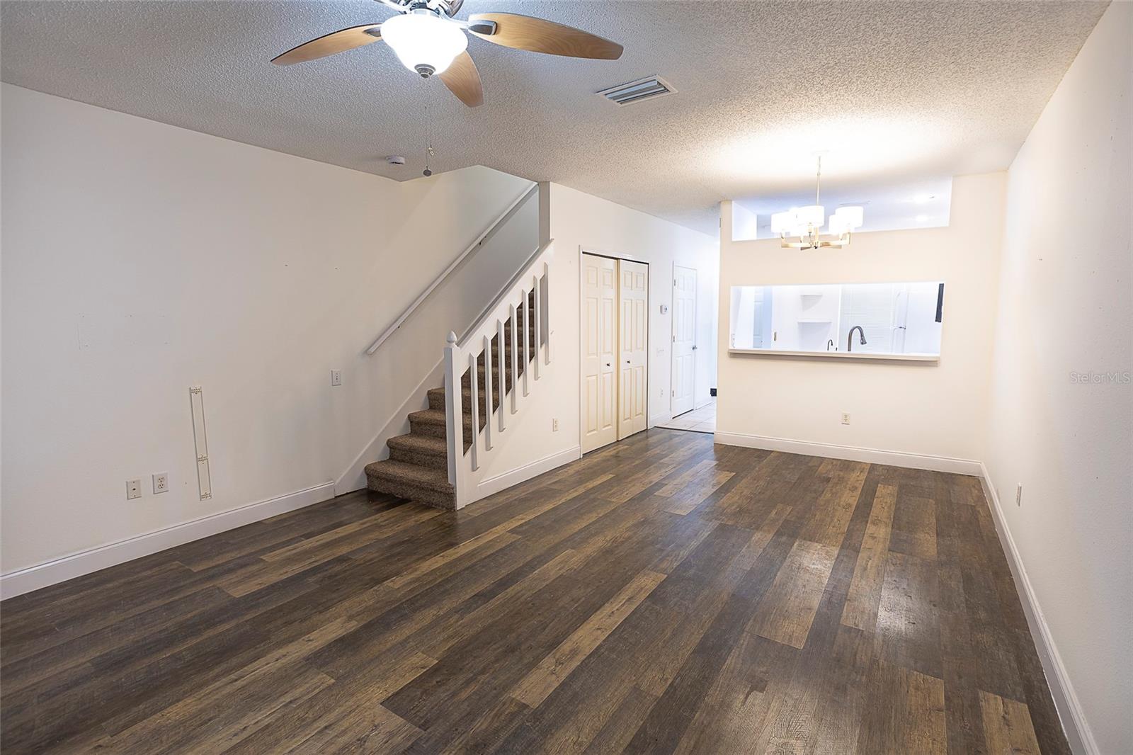 Image 10 of 30 For 8545 Hunters Key Circle