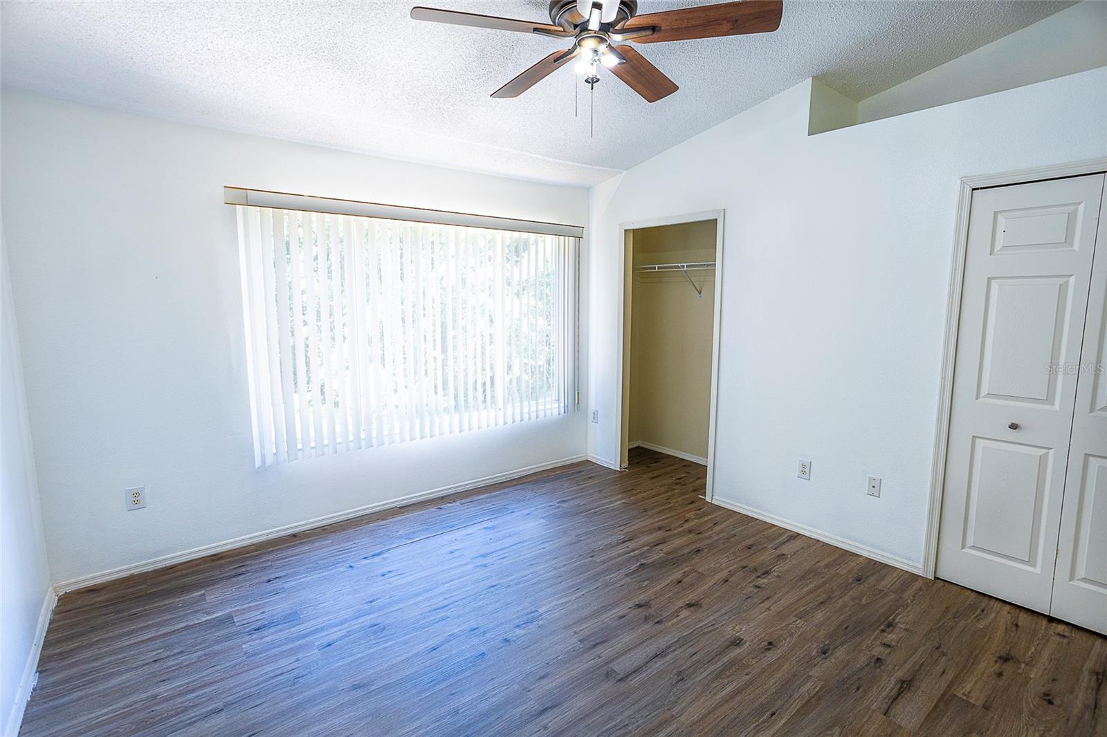 Image 17 of 30 For 8545 Hunters Key Circle