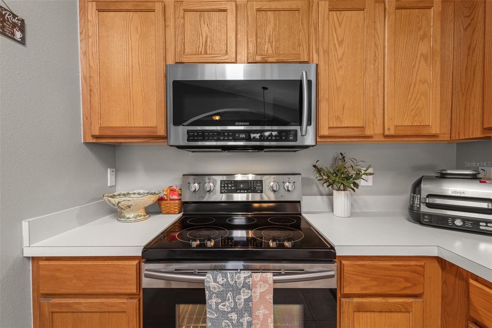 Image 11 of 60 For 25332 Lexington Oaks Boulevard