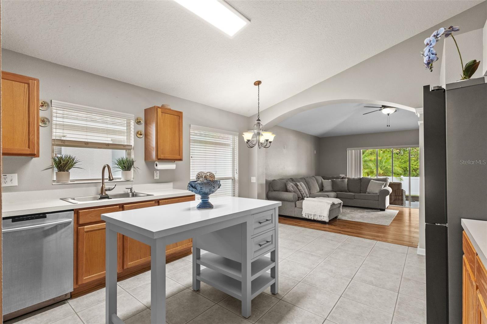 Image 12 of 60 For 25332 Lexington Oaks Boulevard