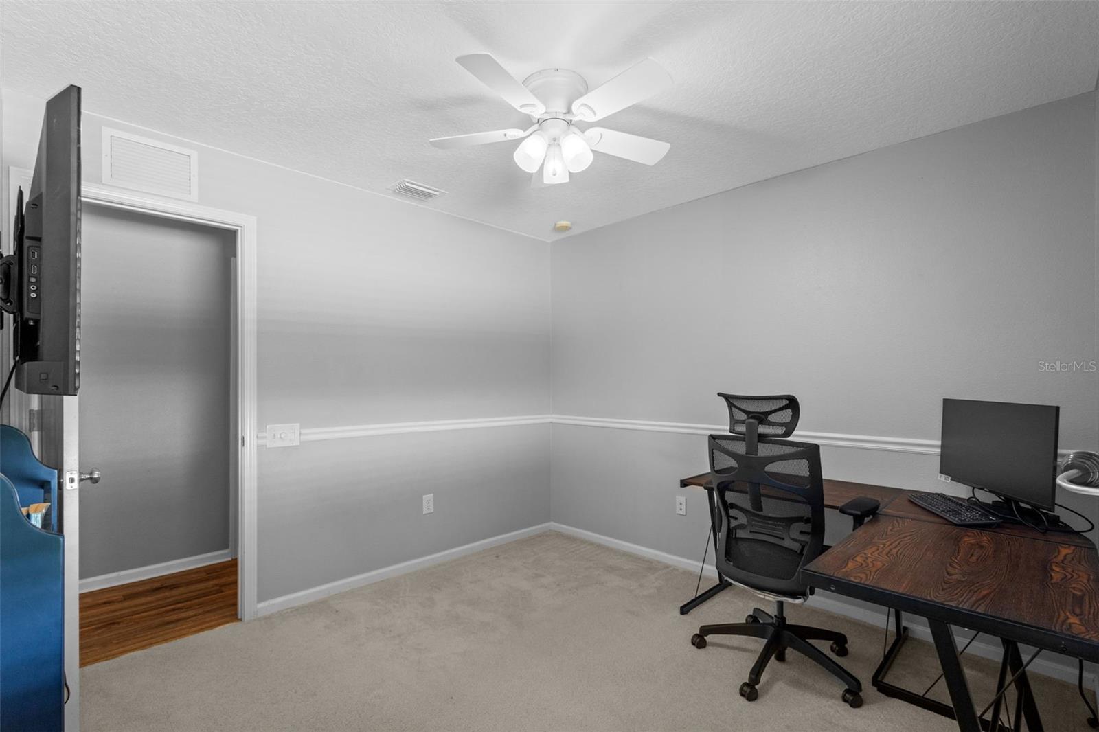 Image 19 of 60 For 25332 Lexington Oaks Boulevard