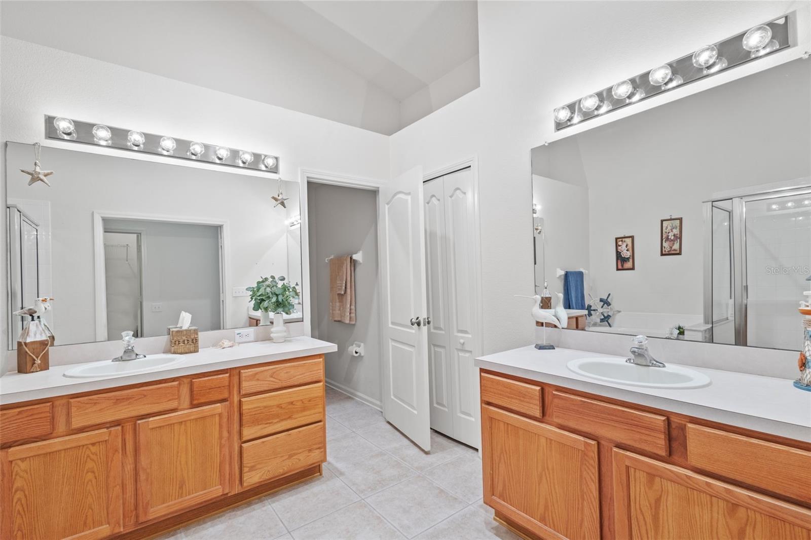 Image 30 of 60 For 25332 Lexington Oaks Boulevard