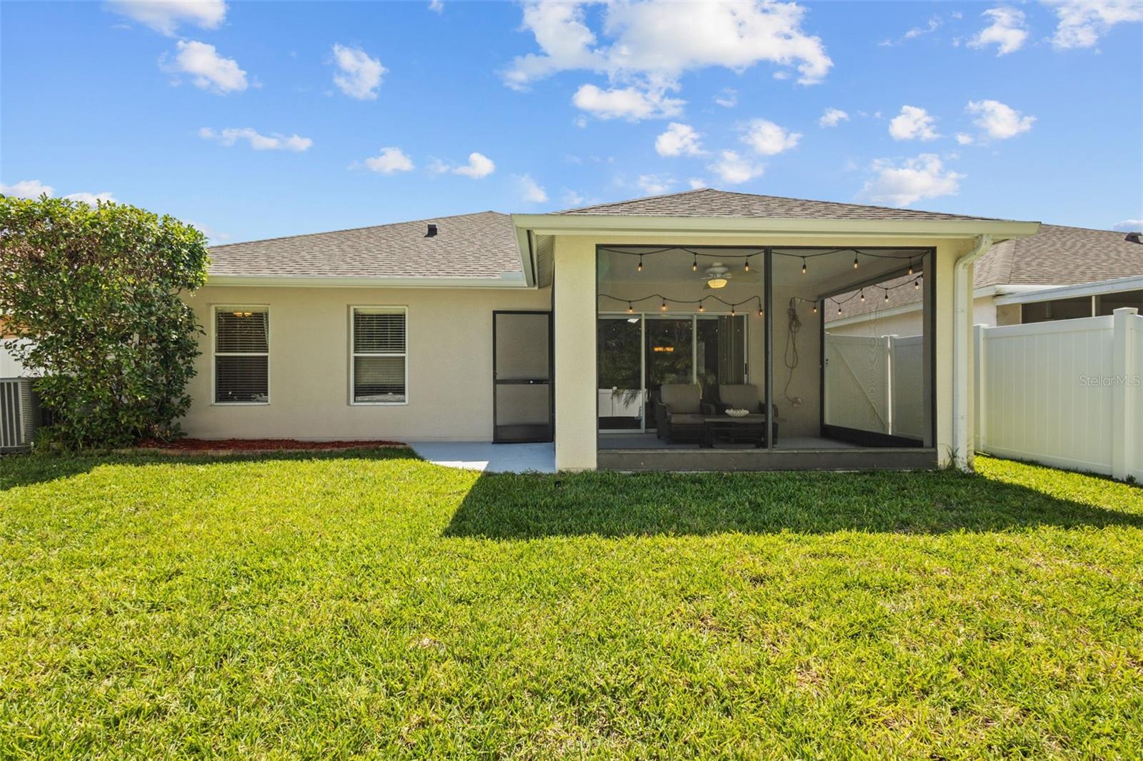 Image 37 of 60 For 25332 Lexington Oaks Boulevard