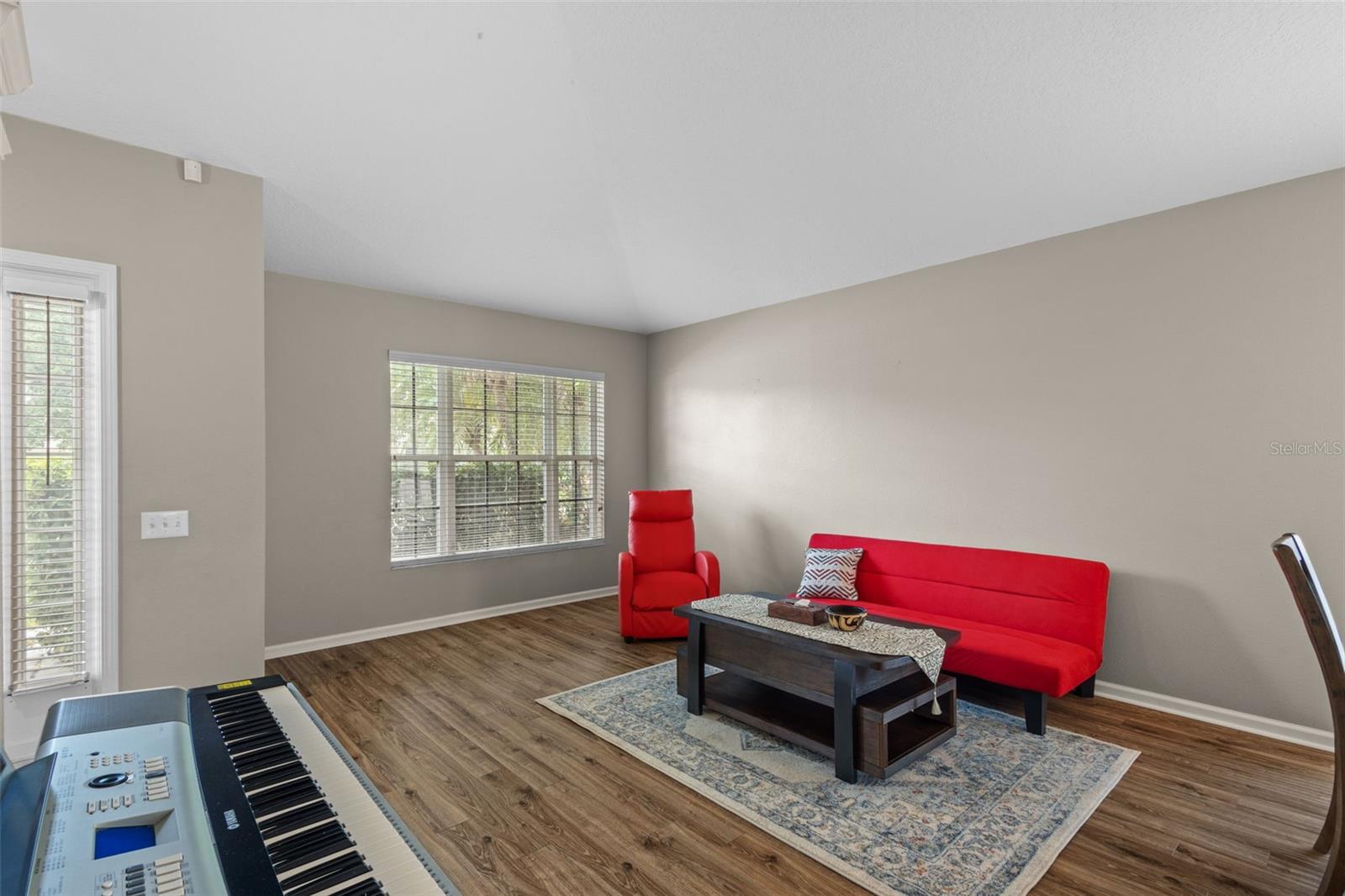 Image 5 of 60 For 25332 Lexington Oaks Boulevard