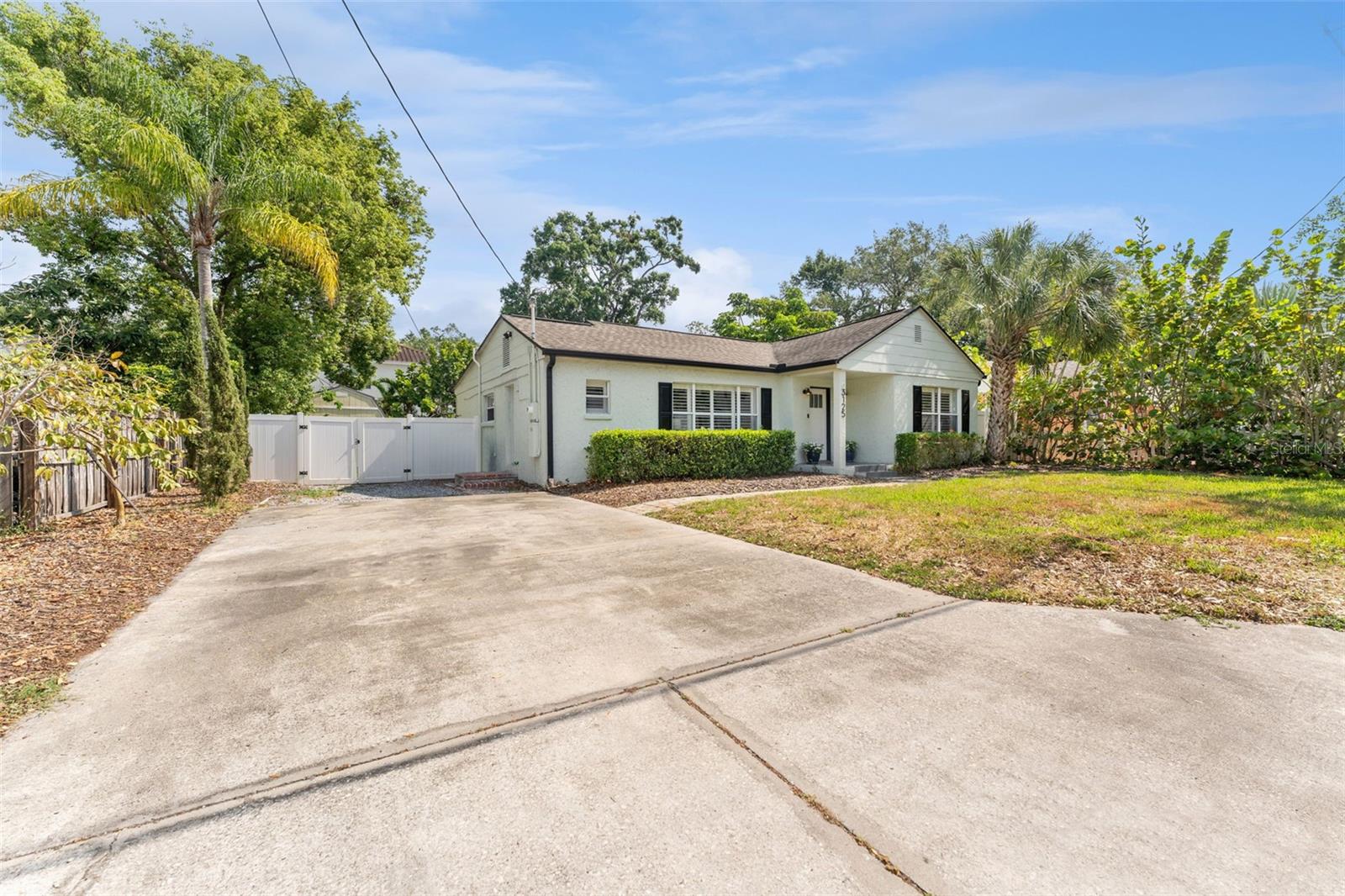Image 2 of 31 For 3125 Fielder Street