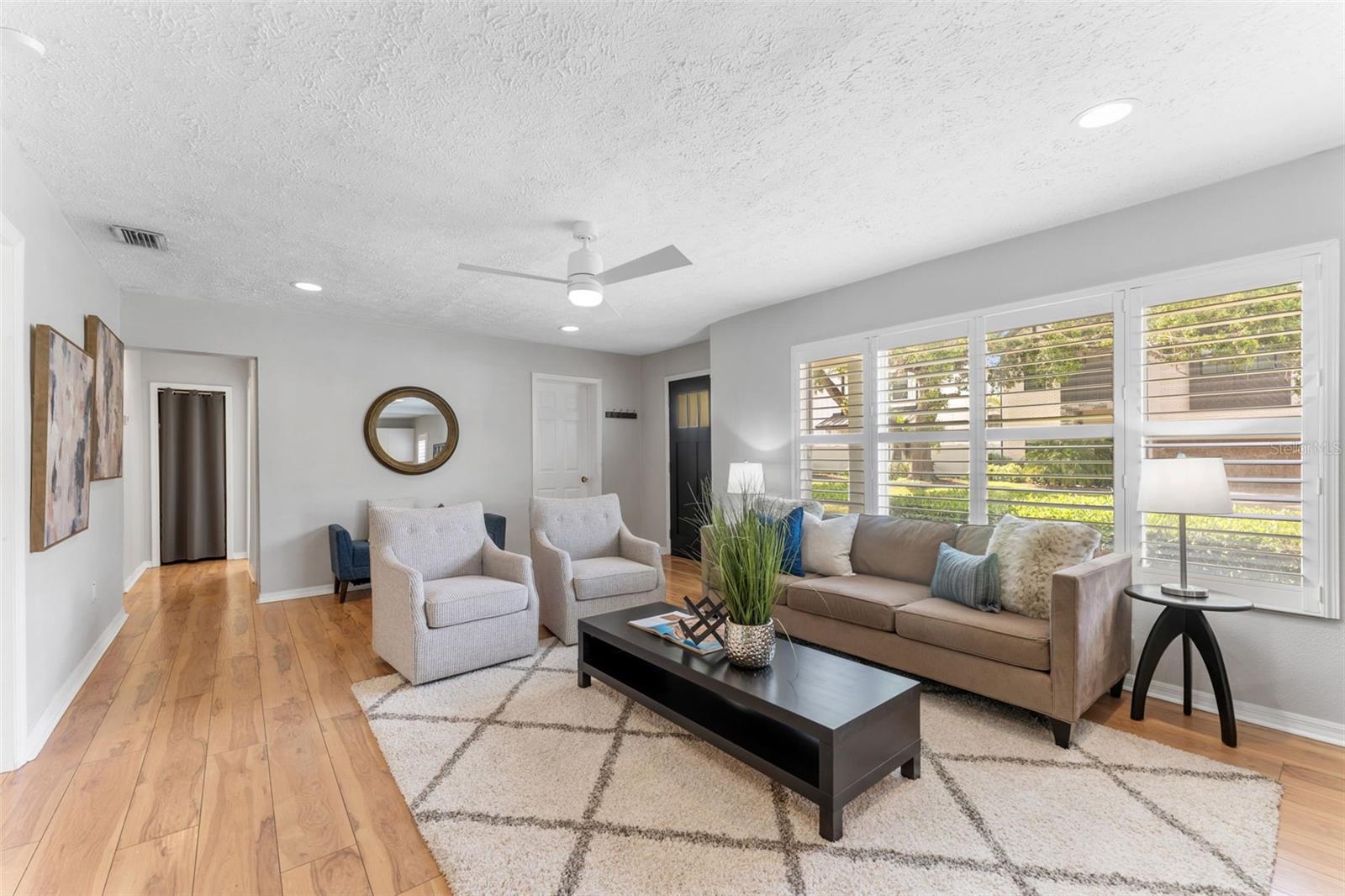Image 3 of 31 For 3125 Fielder Street