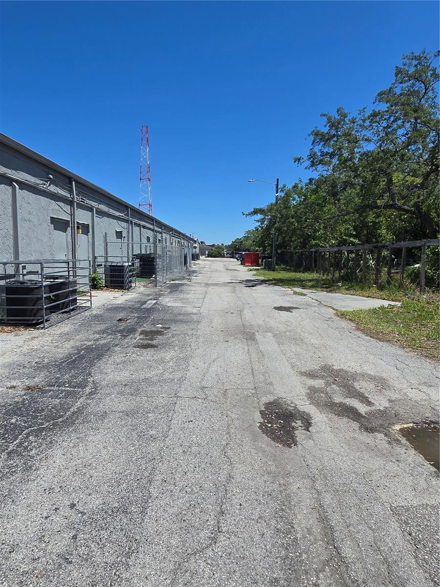 Listing photo id 38 for 12370 Us Highway 19