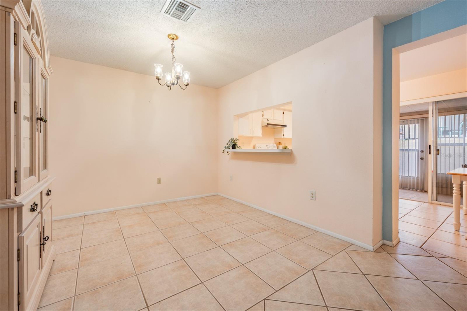 Image 5 of 20 For 2897 Thaxton Drive 64