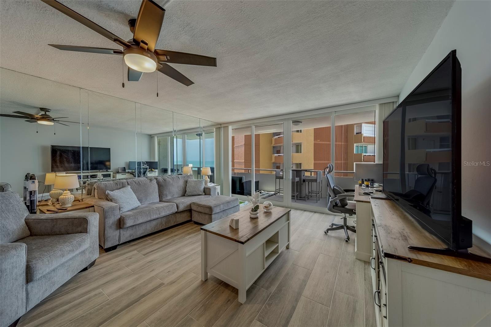 Image 11 of 52 For 17920 Gulf Boulevard 802