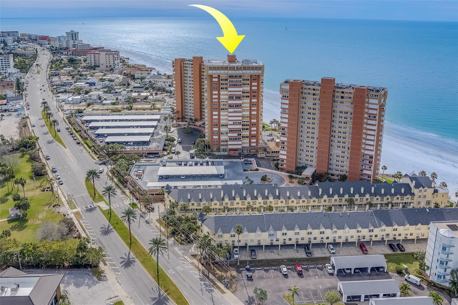 Image 2 of 52 For 17920 Gulf Boulevard 802