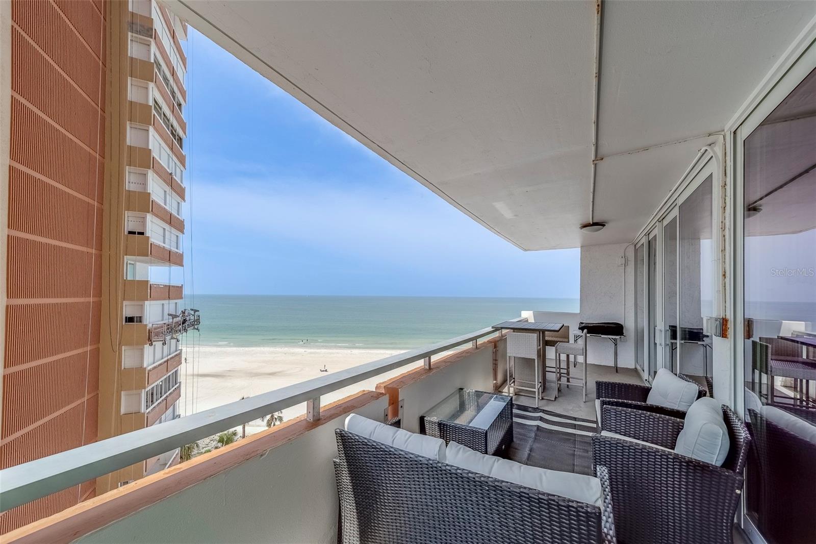 Image 29 of 52 For 17920 Gulf Boulevard 802