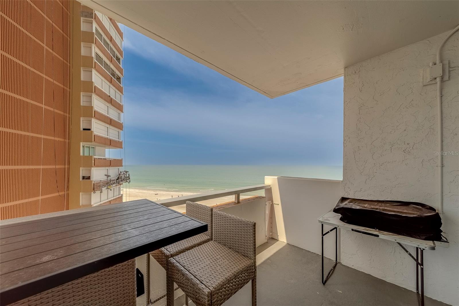 Image 30 of 52 For 17920 Gulf Boulevard 802