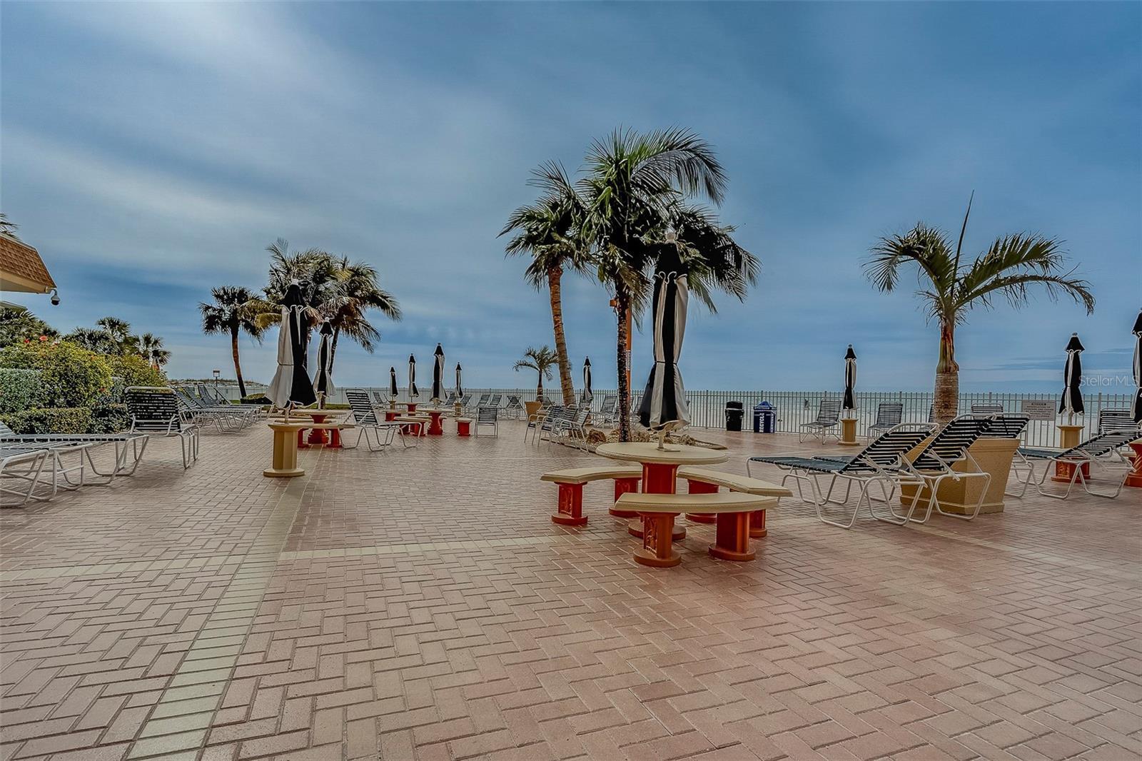 Image 39 of 52 For 17920 Gulf Boulevard 802