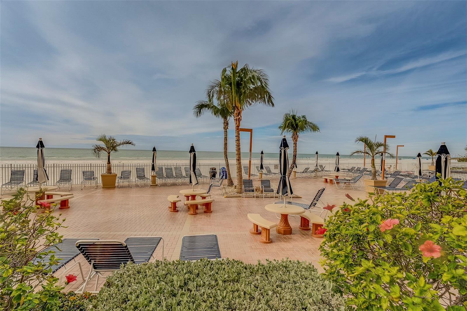 Image 47 of 52 For 17920 Gulf Boulevard 802