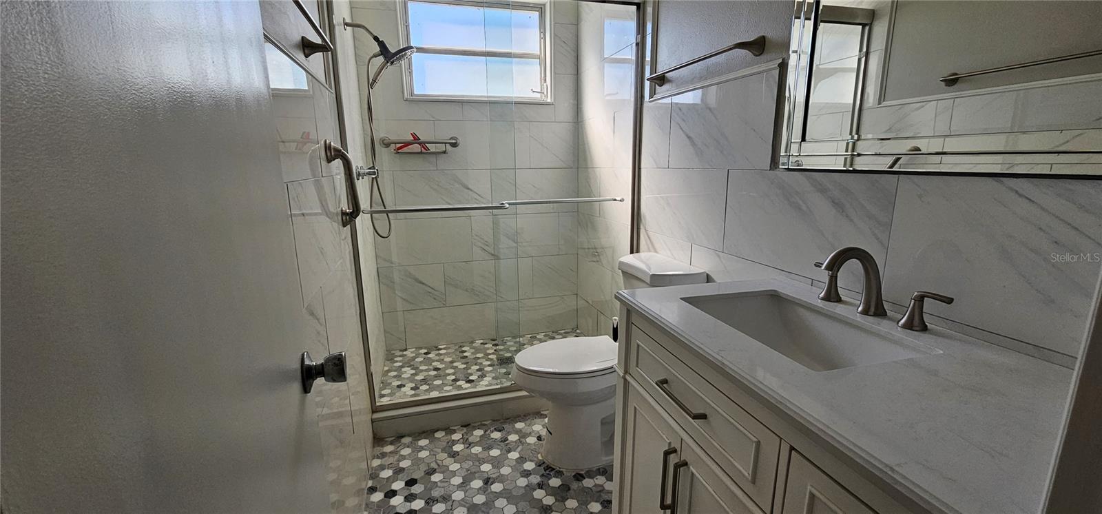 Image 10 of 61 For 2468 Florentine Way 26