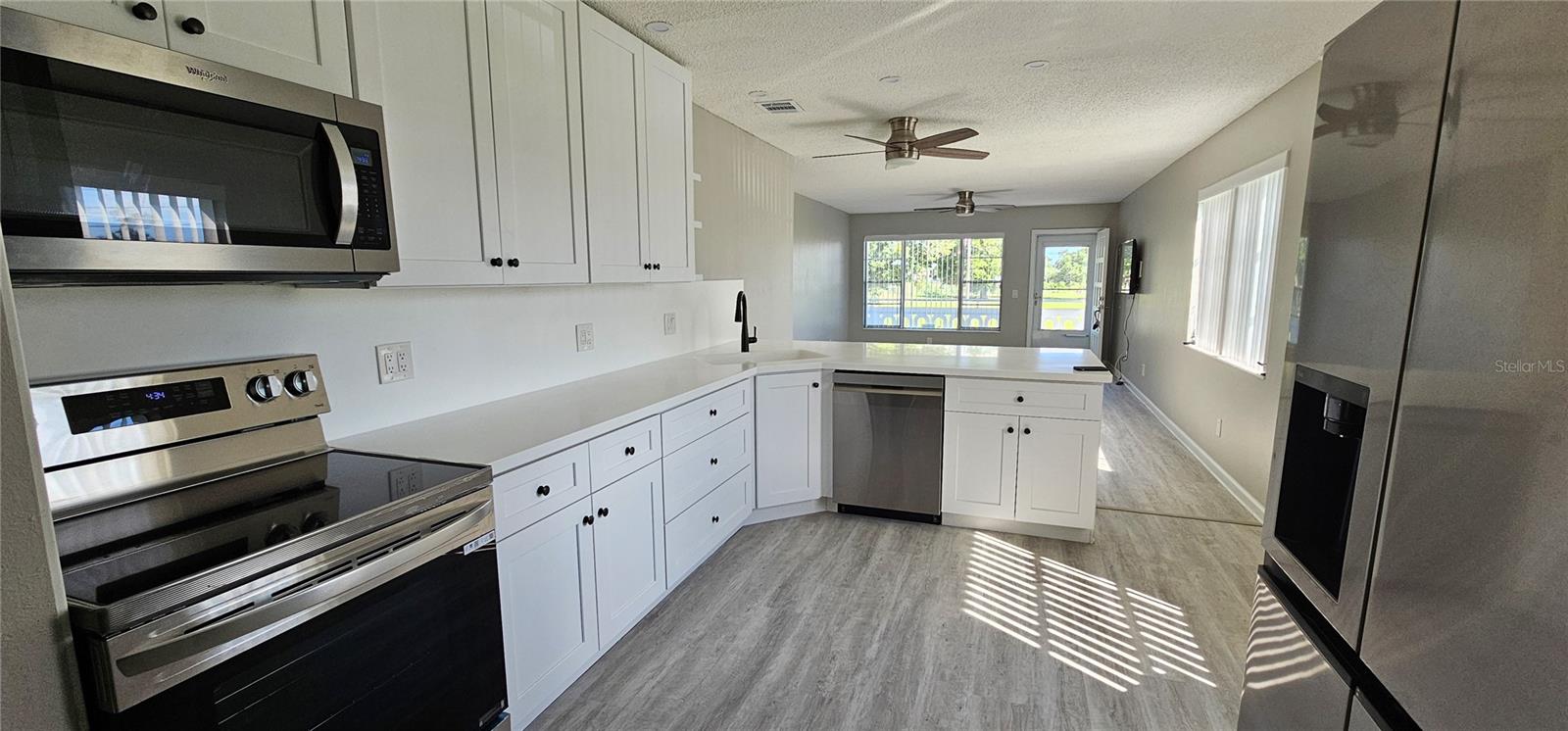 Image 3 of 61 For 2468 Florentine Way 26