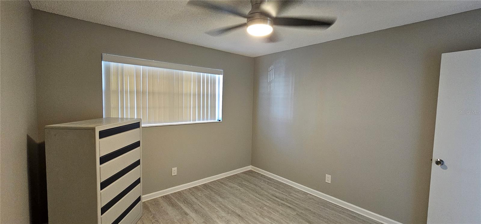 Image 7 of 61 For 2468 Florentine Way 26