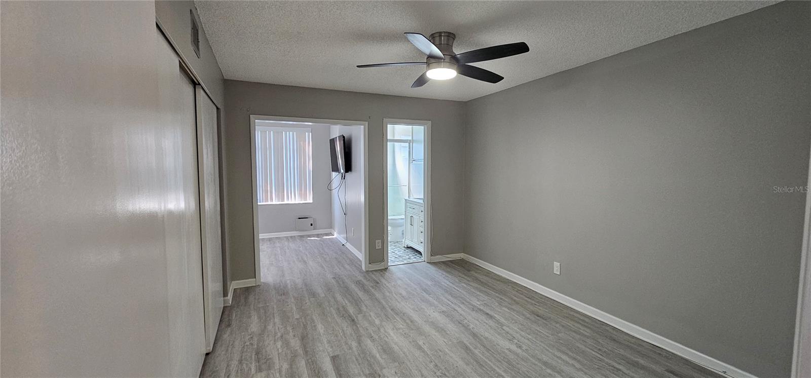 Image 8 of 61 For 2468 Florentine Way 26