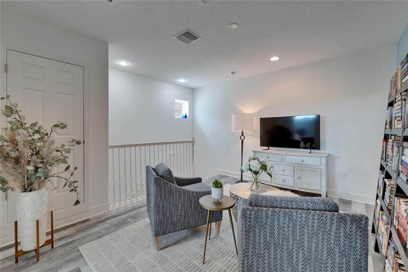 Image 22 of 89 For 6104 Colmar Place