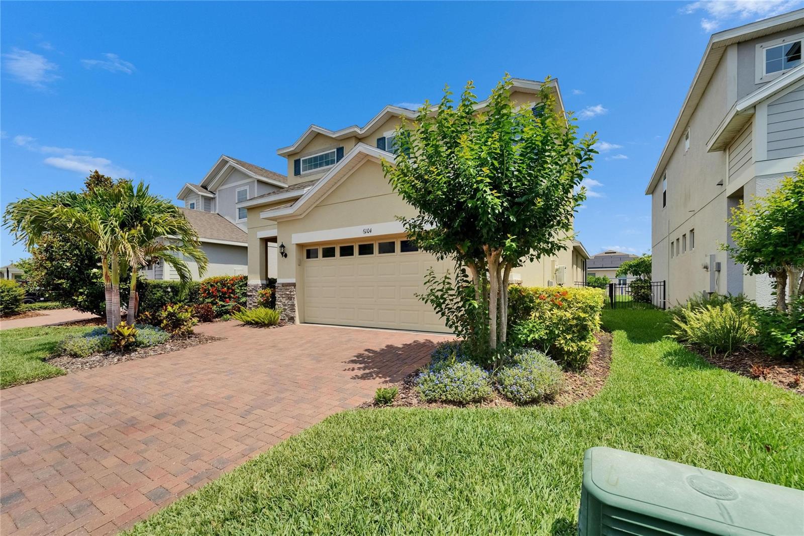 Image 4 of 89 For 6104 Colmar Place