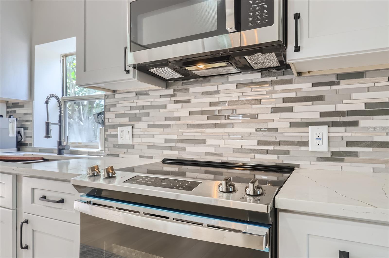 Image 13 of 59 For 1145 53rd Avenue N