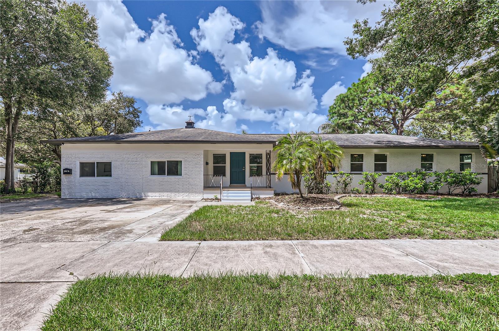 Image 2 of 59 For 1145 53rd Avenue N