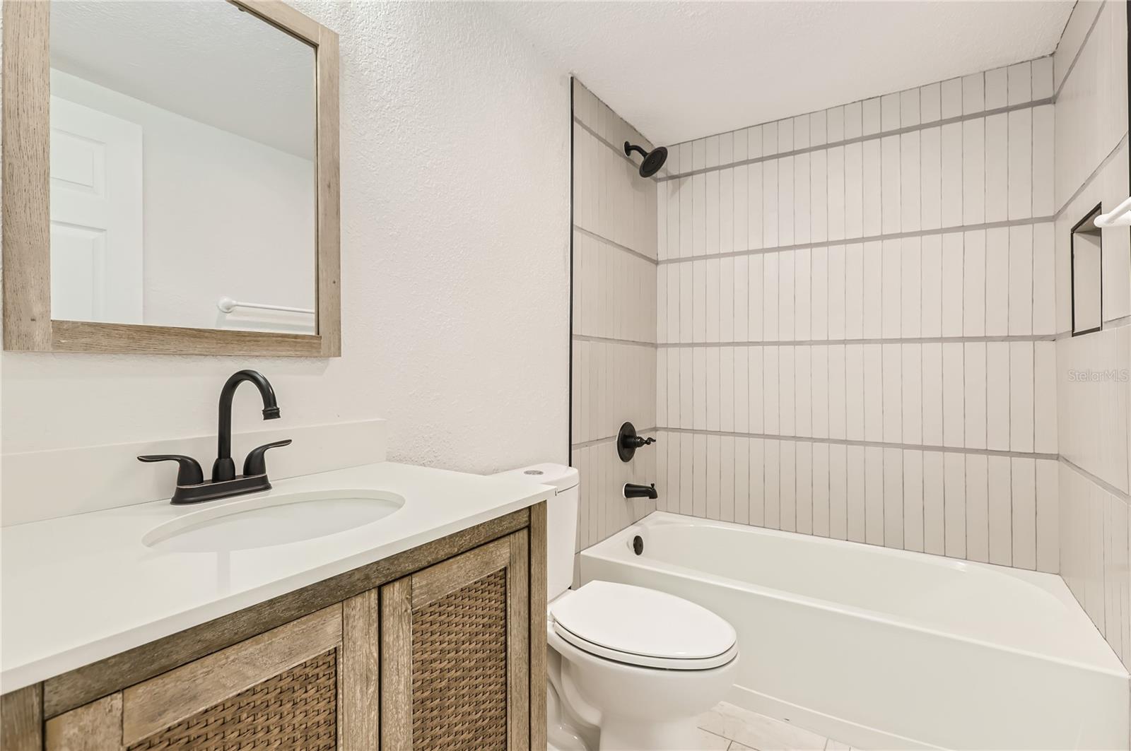 Image 24 of 59 For 1145 53rd Avenue N