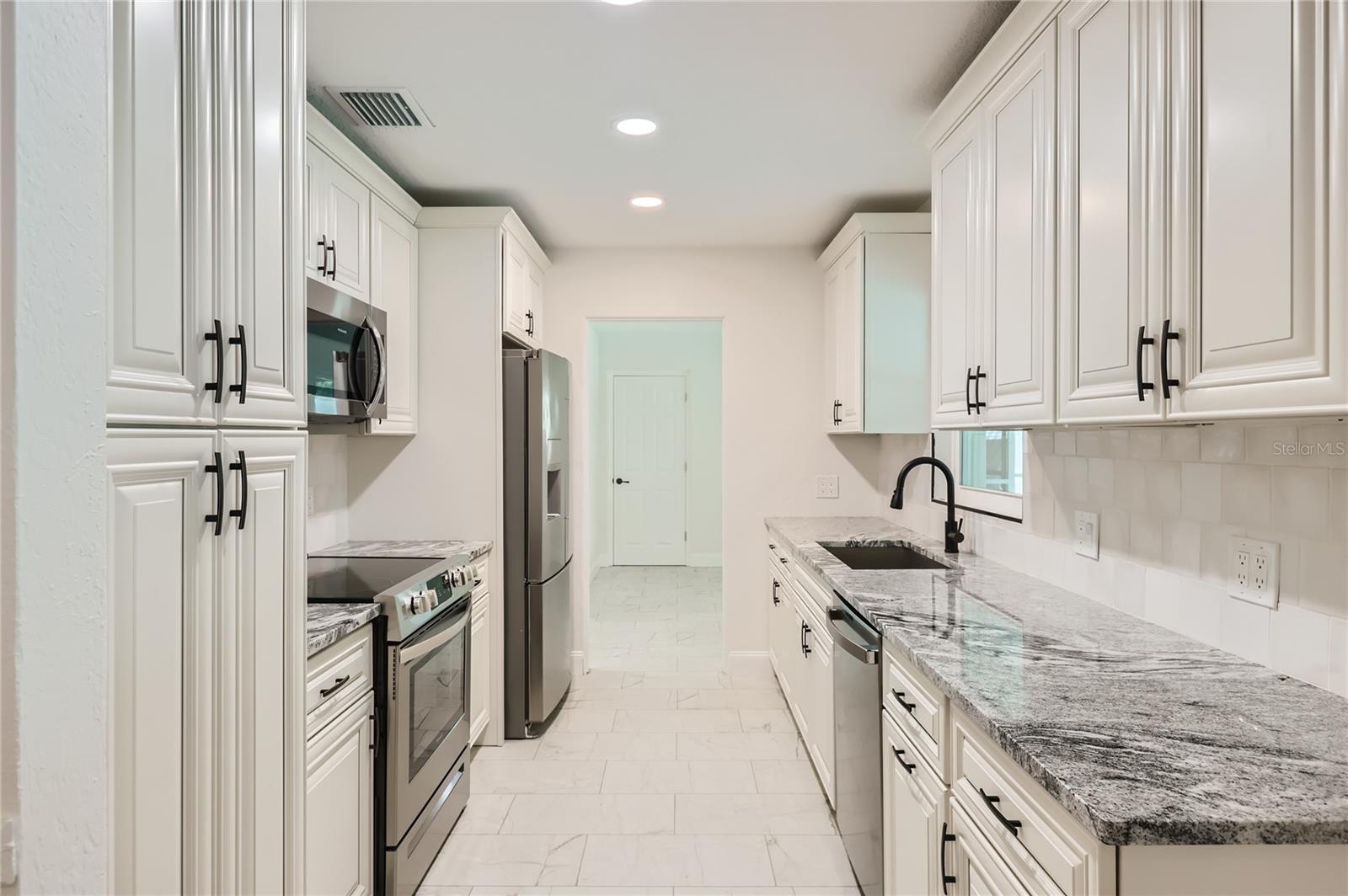 Image 34 of 59 For 1145 53rd Avenue N