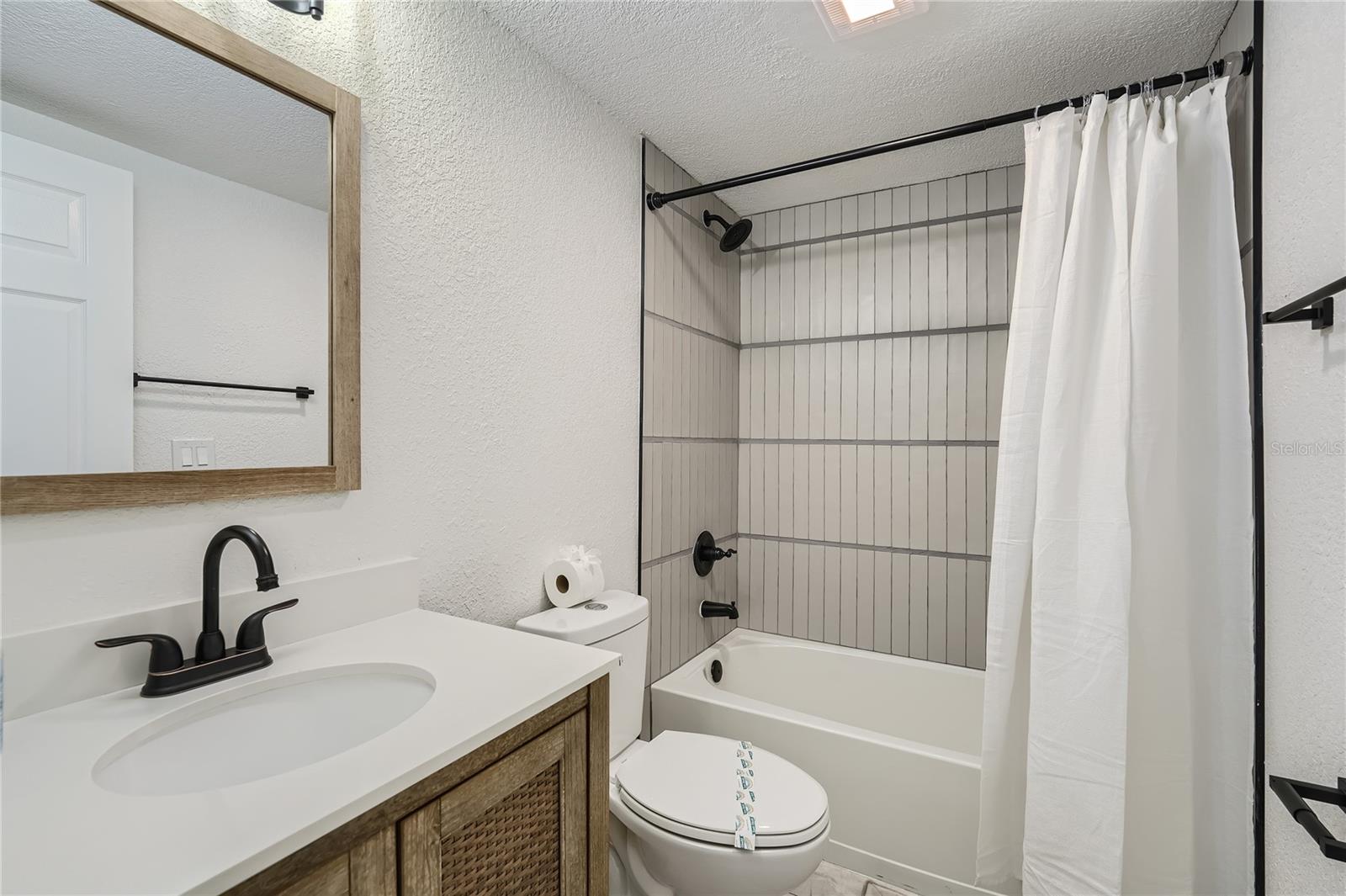 Image 35 of 59 For 1145 53rd Avenue N