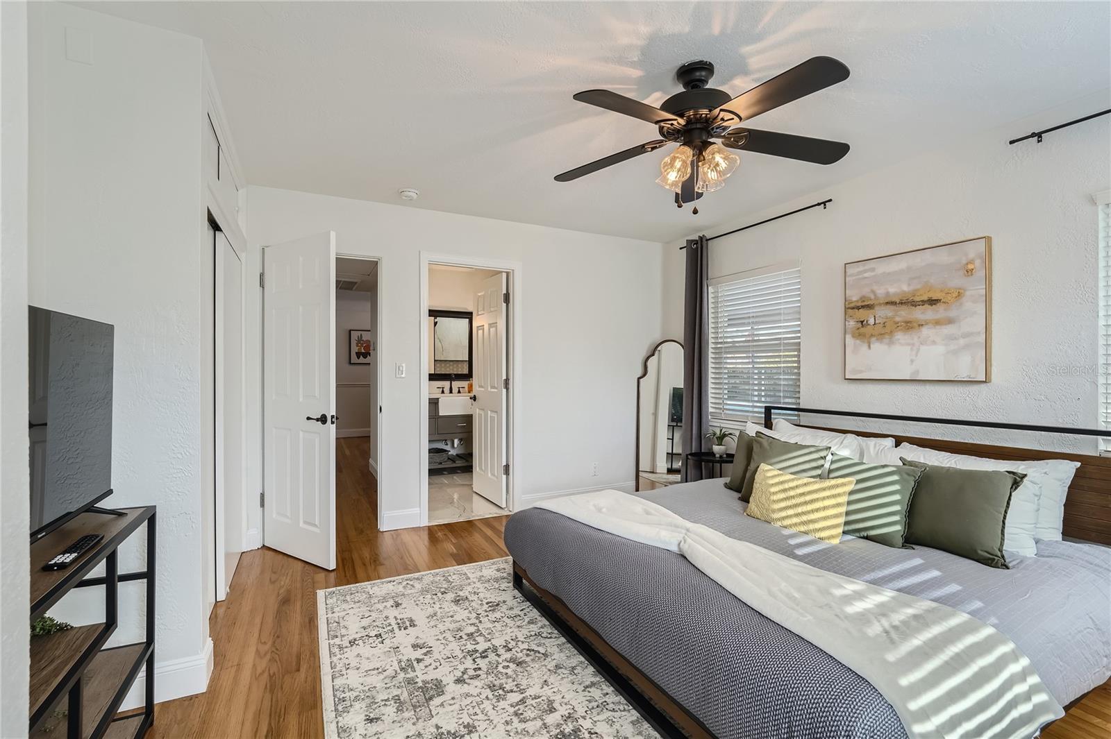 Image 47 of 59 For 1145 53rd Avenue N
