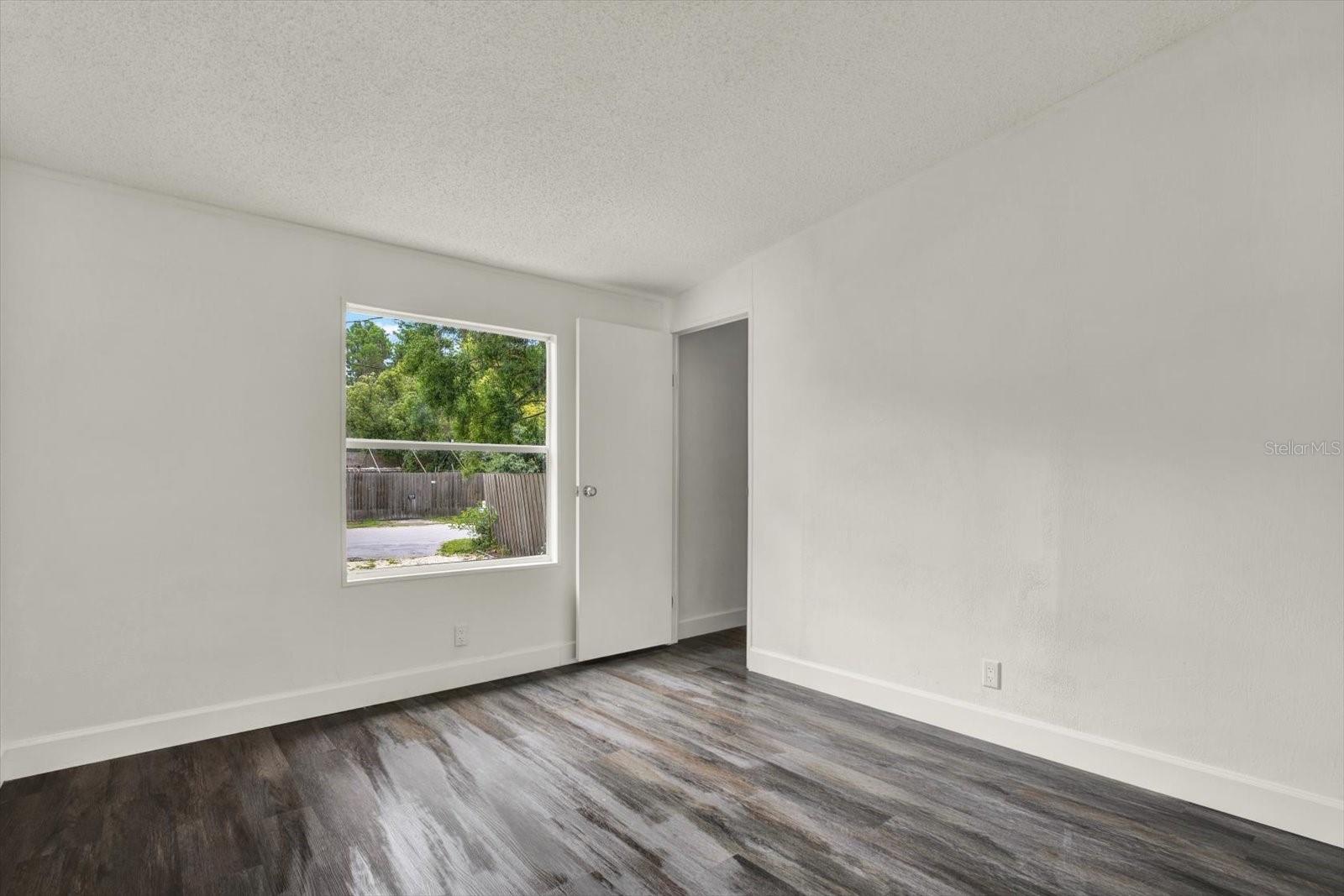 Image 15 of 21 For 9690 Jerome Drive
