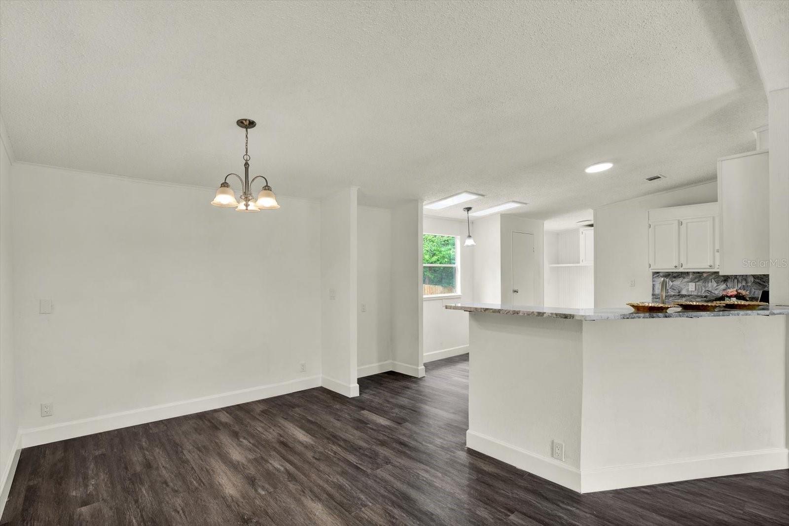 Image 5 of 21 For 9690 Jerome Drive