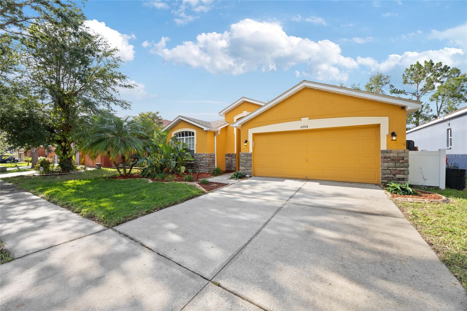 Image 4 of 49 For 6914 Monarch Park Drive