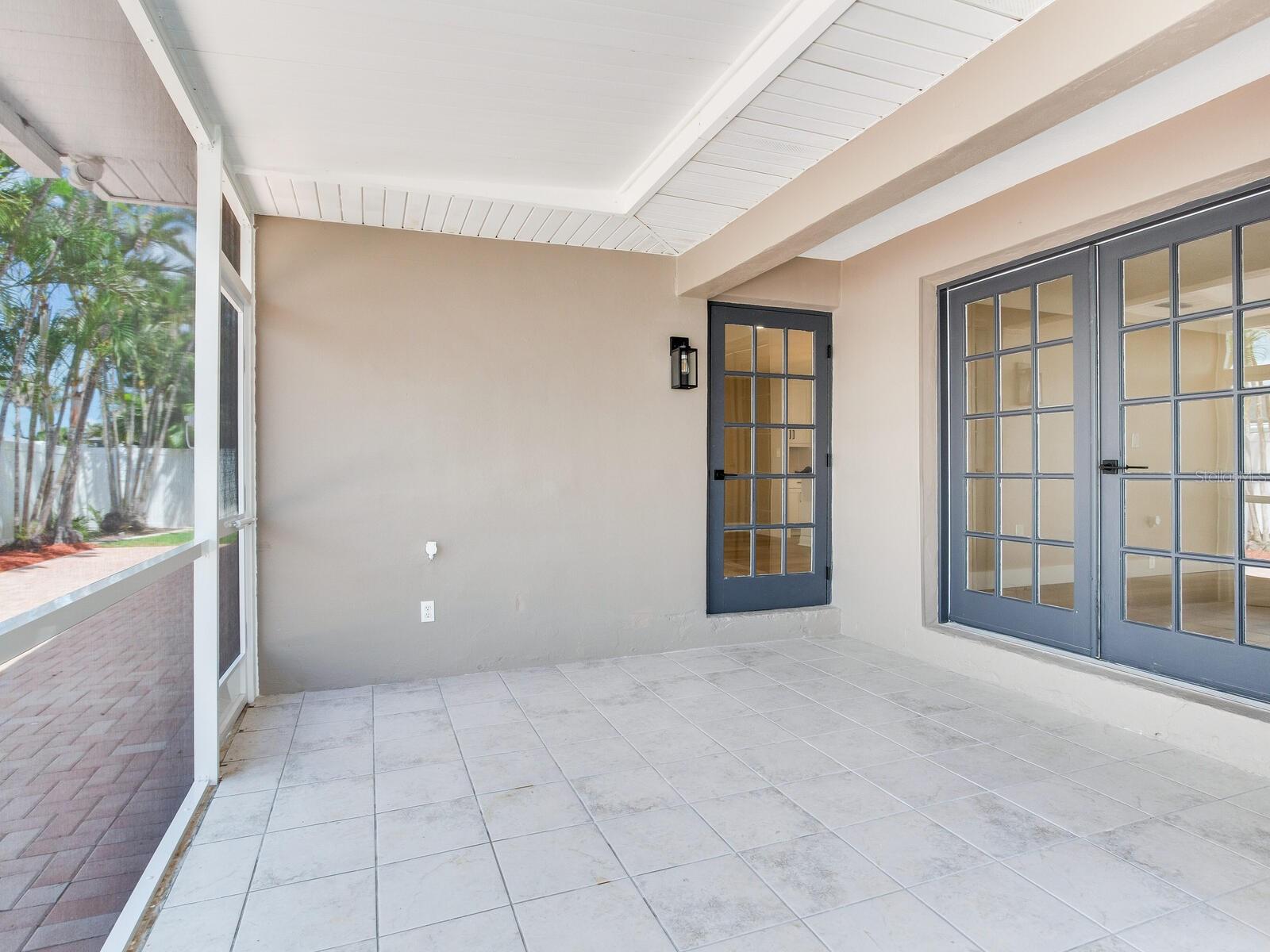 Image 40 of 45 For 5470 Bayshore Drive
