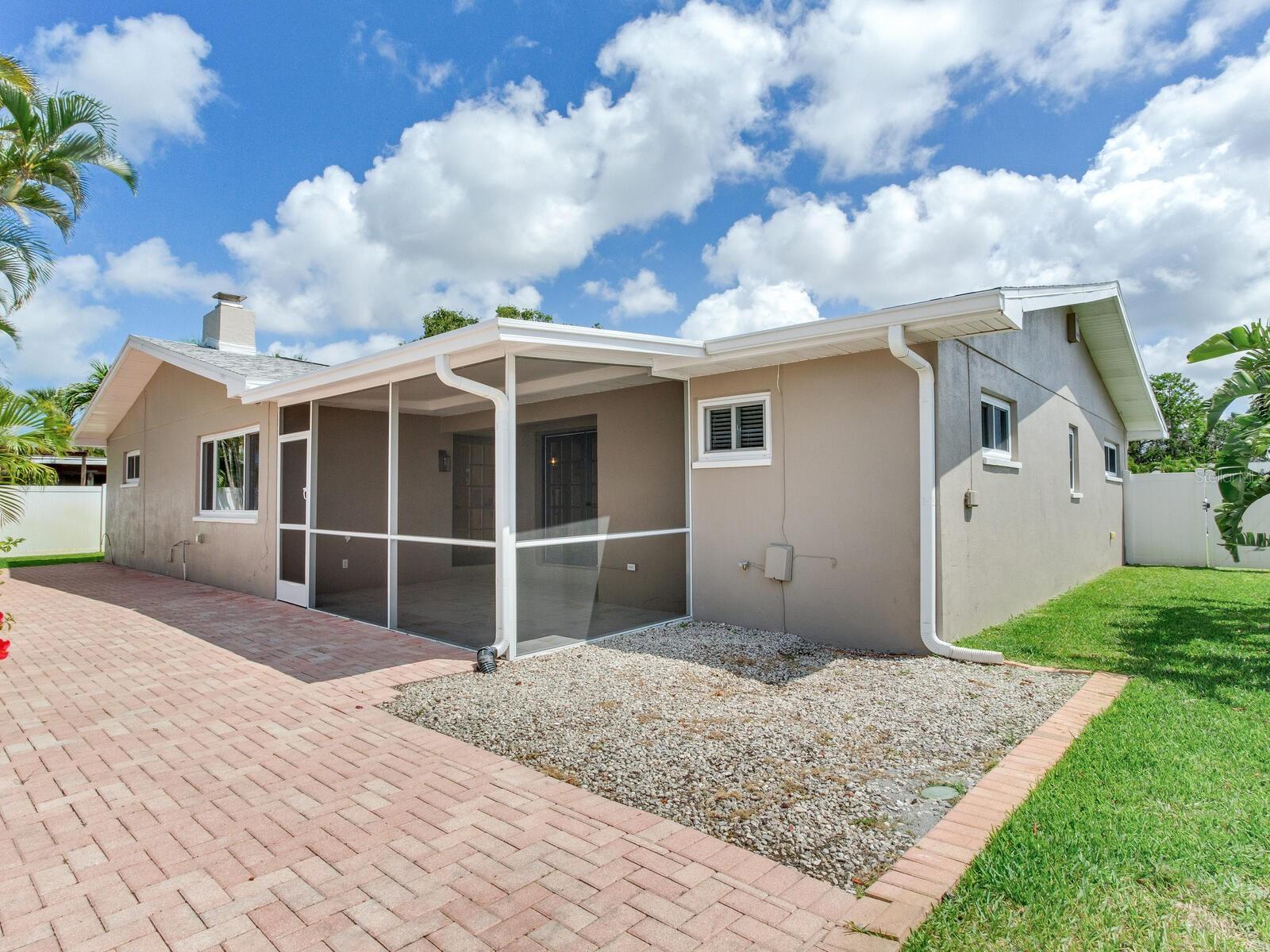 Image 41 of 45 For 5470 Bayshore Drive