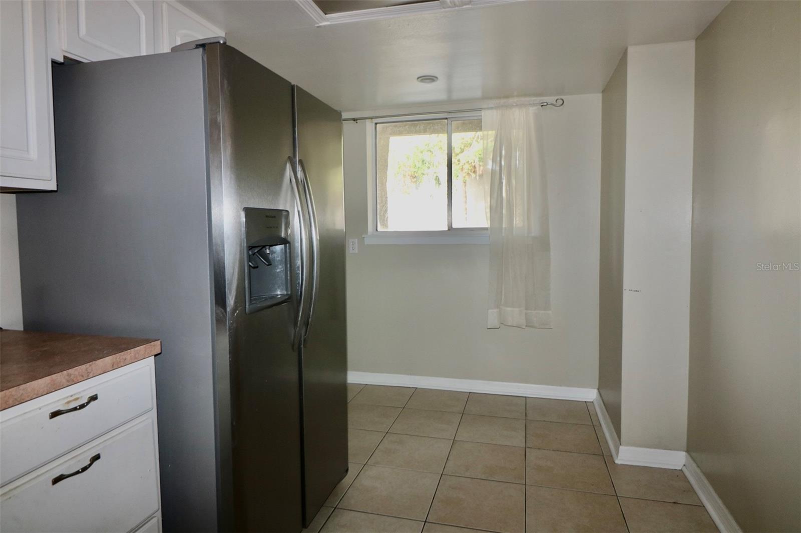 Image 6 of 46 For 6336 Newtown Circle 36a2