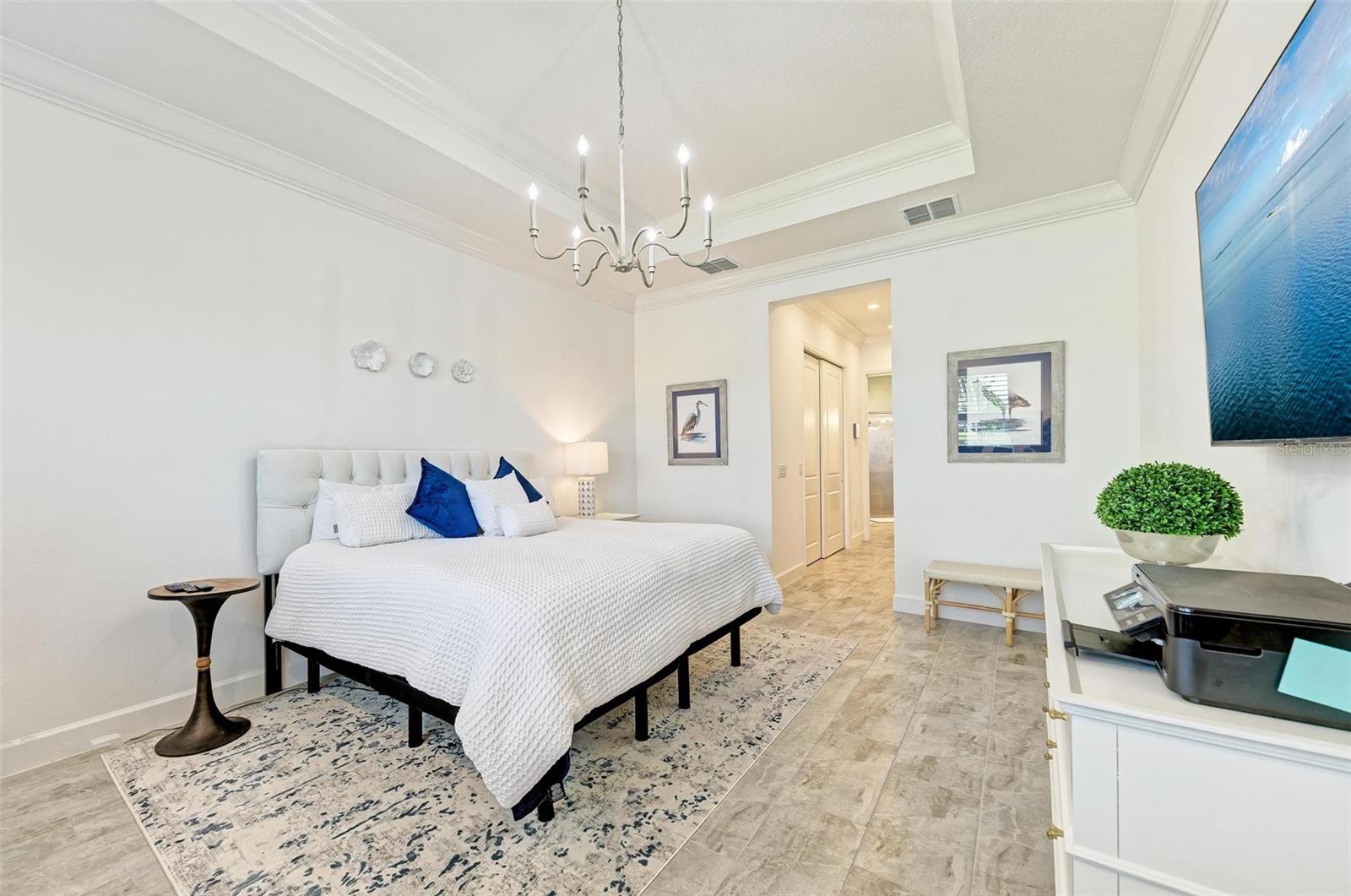 Listing photo id 24 for 15525 Corona Del Mar Drive