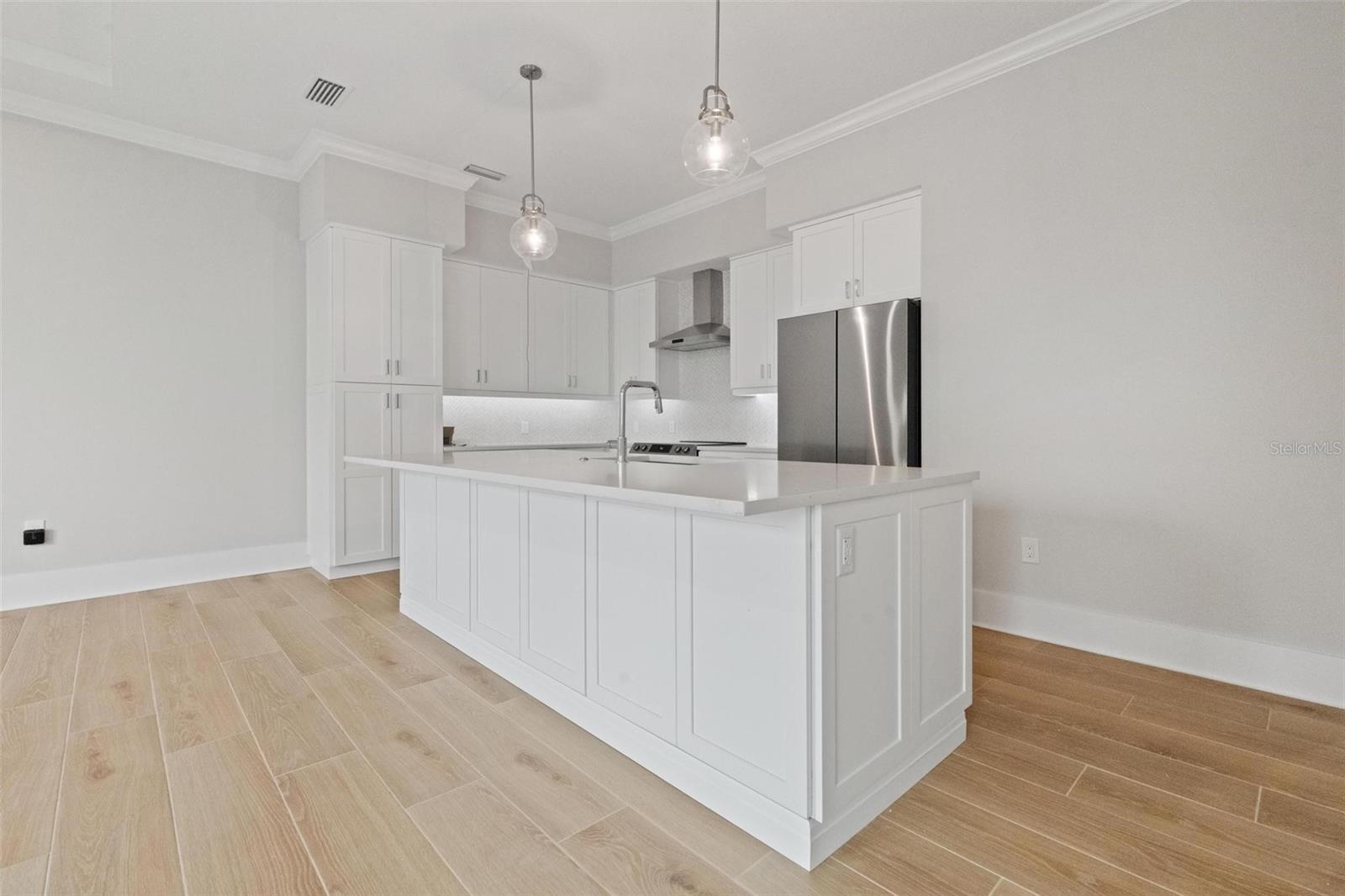 Image 11 of 100 For 187 145th Avenue E 3