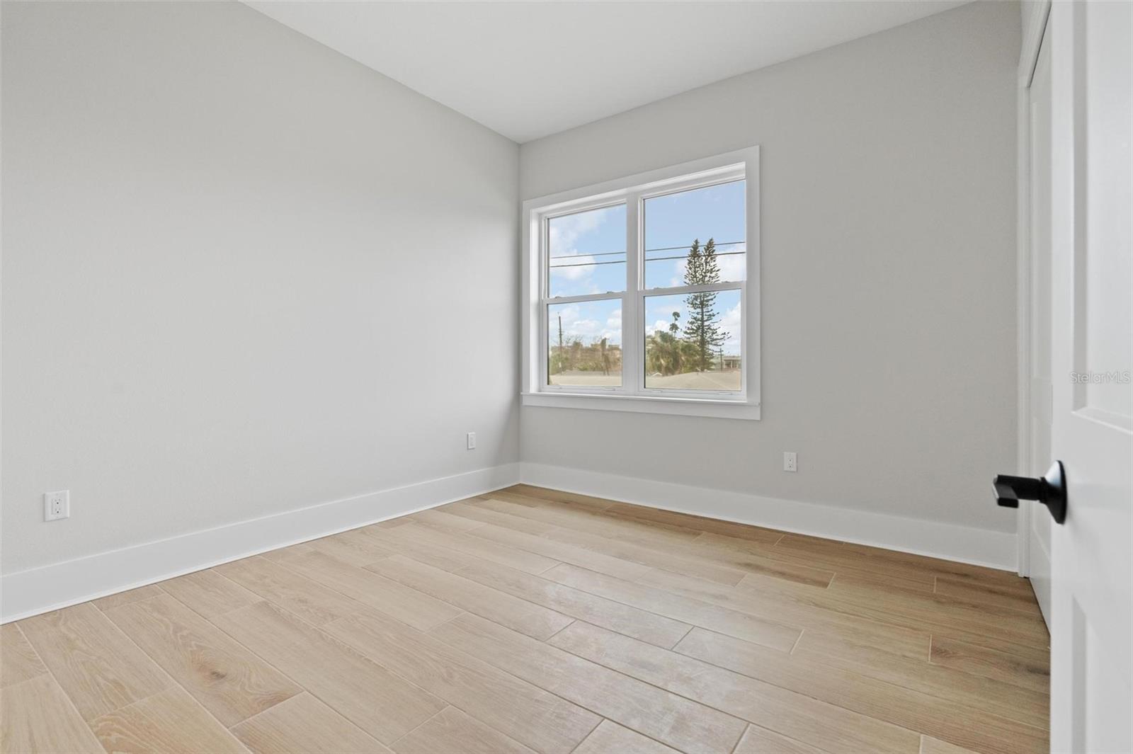 Image 24 of 100 For 187 145th Avenue E 3