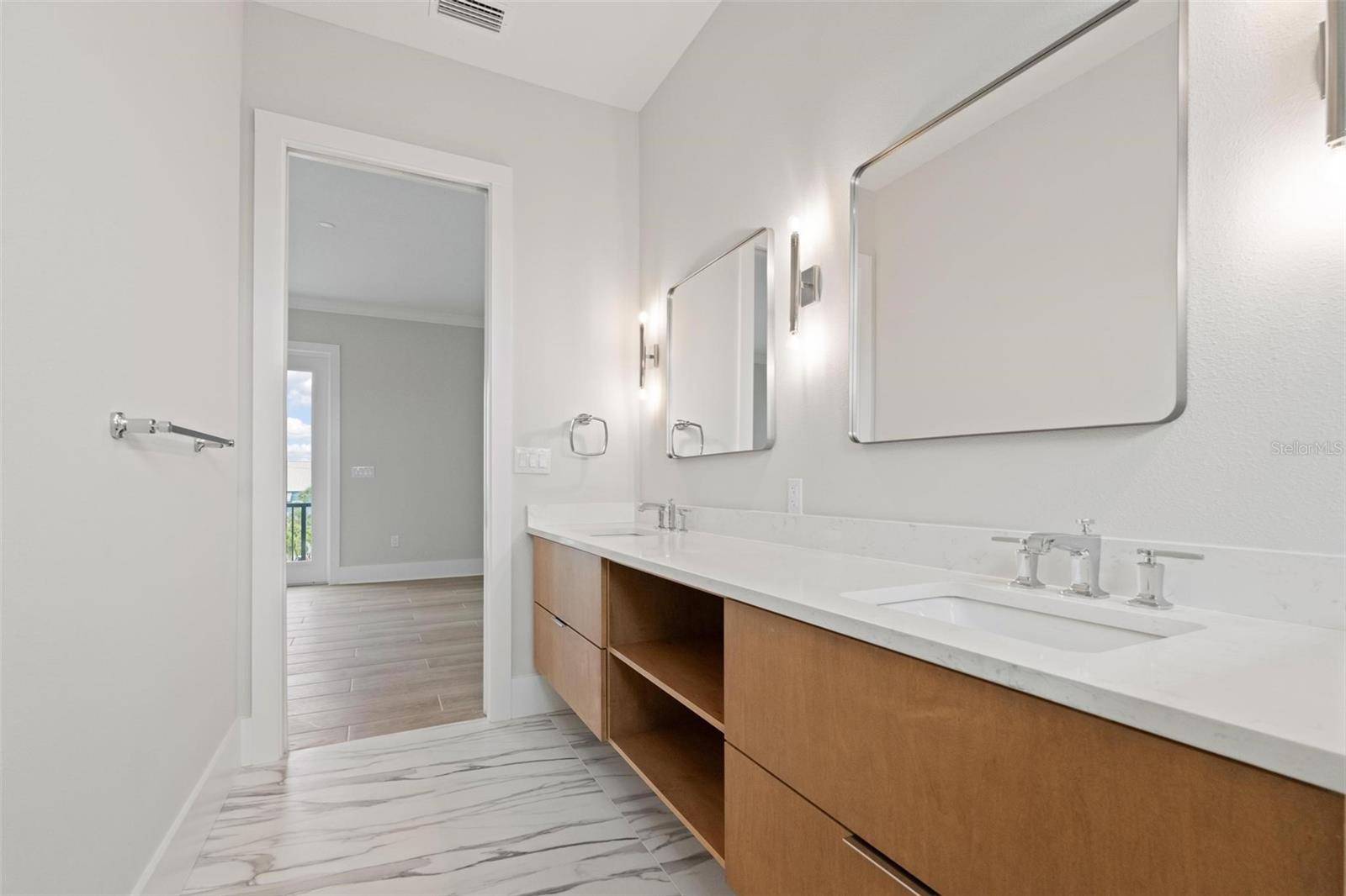 Image 36 of 100 For 187 145th Avenue E 3
