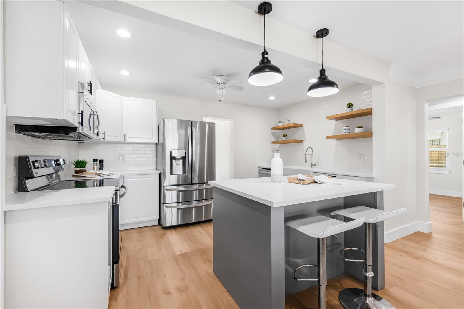 Image 11 of 44 For 526 62nd Avenue Ne