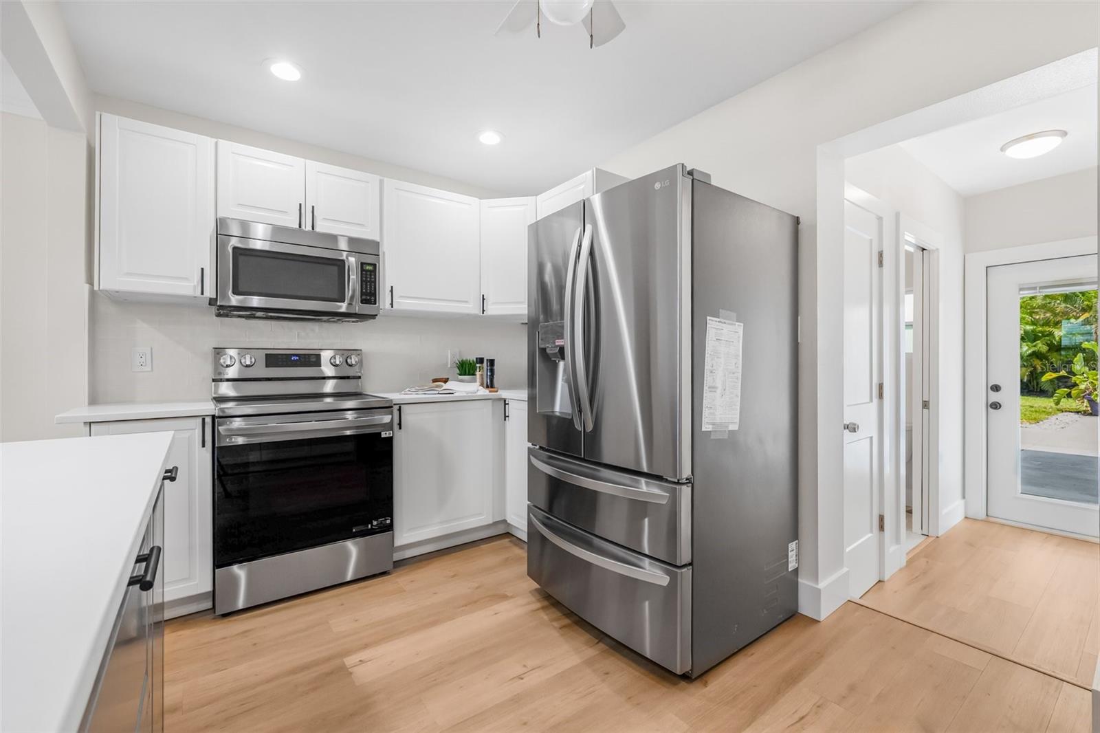 Image 16 of 44 For 526 62nd Avenue Ne